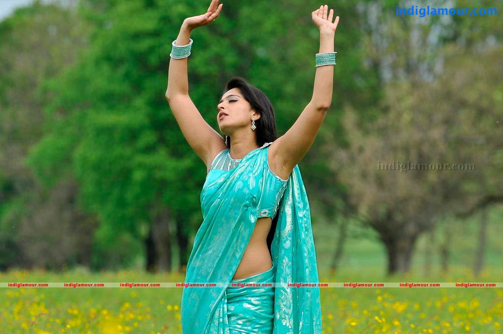 Anushka Actress hd photo