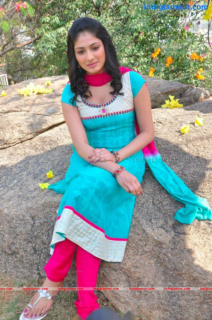 Haripriya Actress hd photo