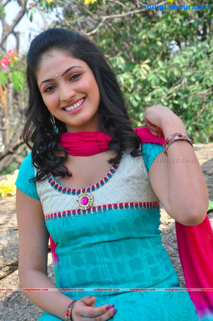 Haripriya Actress hd photo