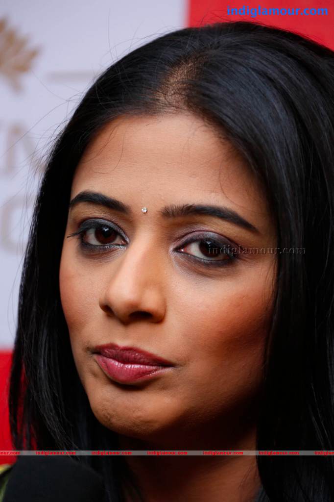 Priyamani Actress hd photo