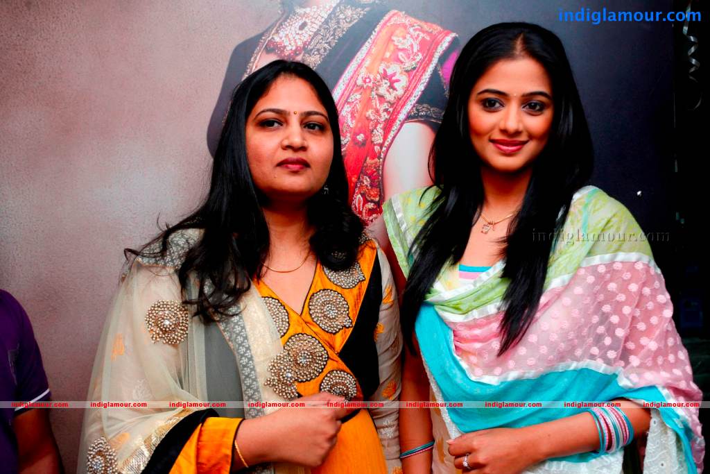 Priyamani Actress hd photo