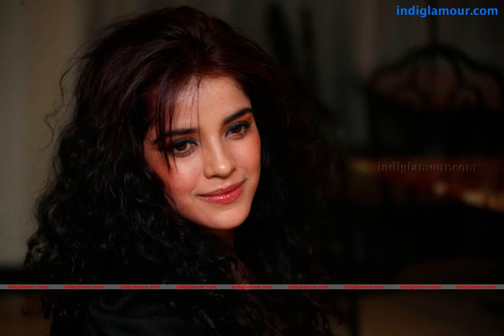 Piaa Bajpai Actress hd photo
