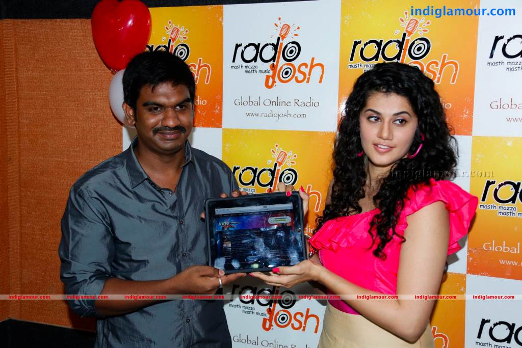 Tapsee Actress hd photo