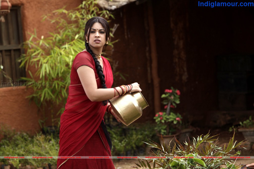 Richa Gangopadhyay Actress hd photo