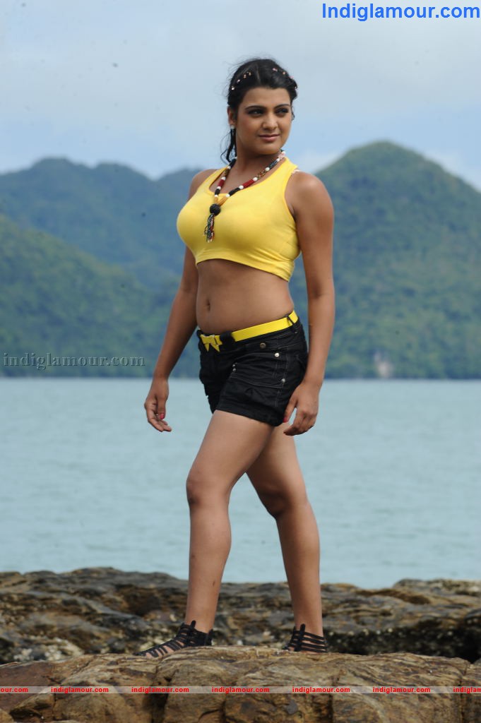 Tashu Kaushik Actress hd photo