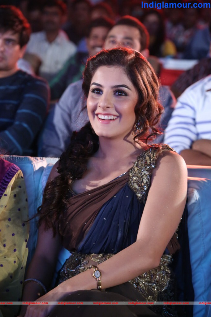 Isha Talwar Actress hd photo