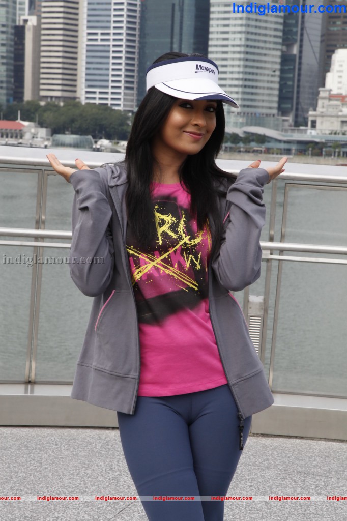 Radhika Pandit Actress hd photo