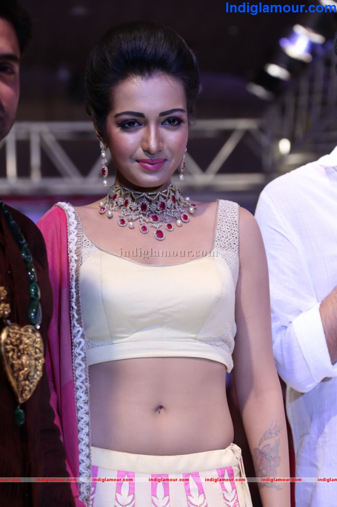 Katherine Theresa Actress hd photo