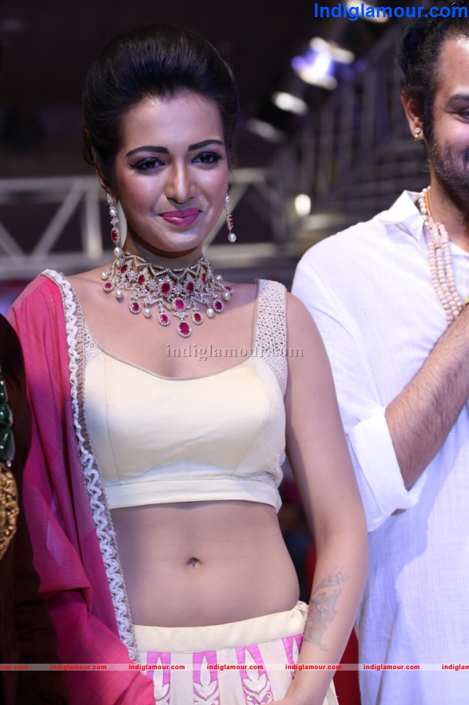 Katherine Theresa Actress hd photo
