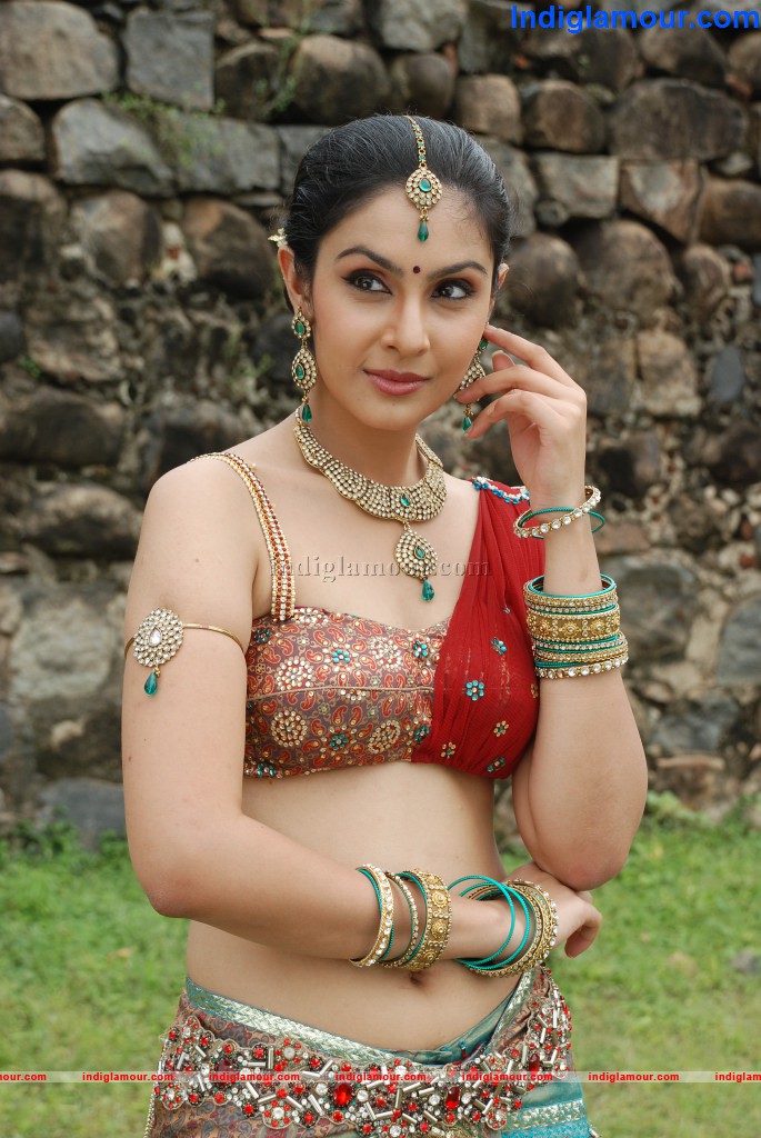 Divya Actress hd photo