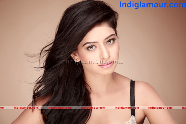 Maya Actress hd photo