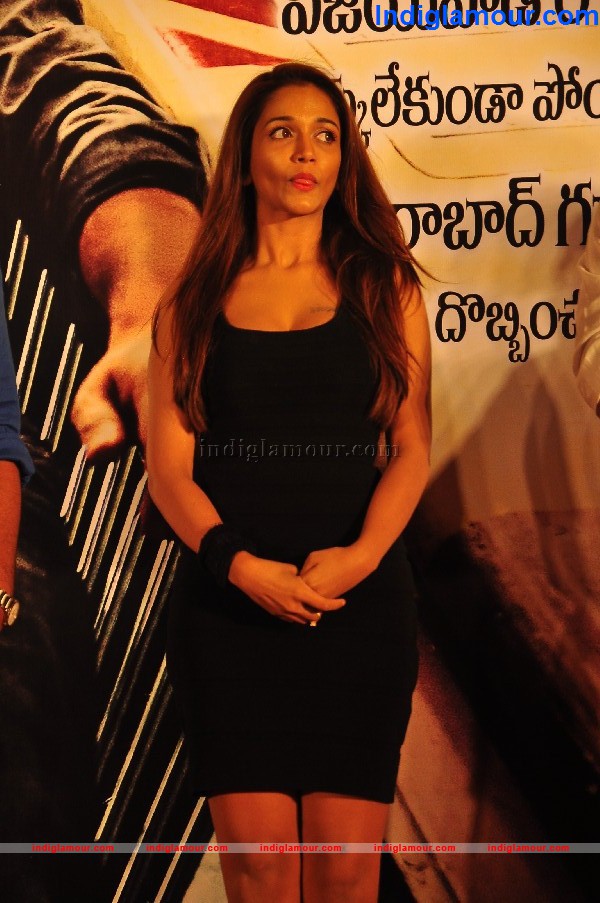 Anaika Soti Actress hd photo
