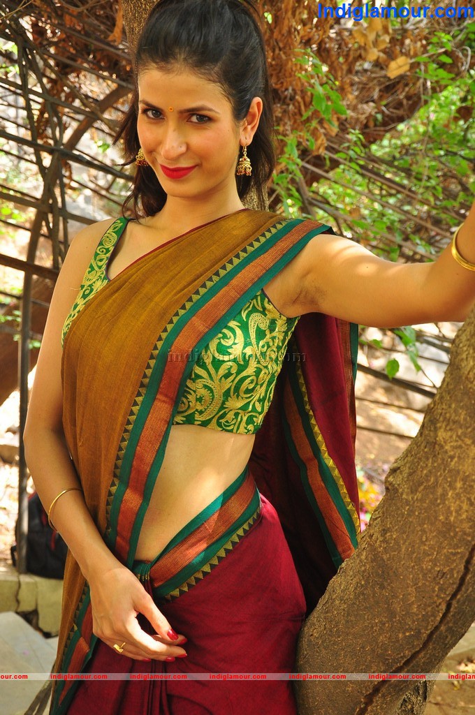 Sonia Birje Actress hd photo