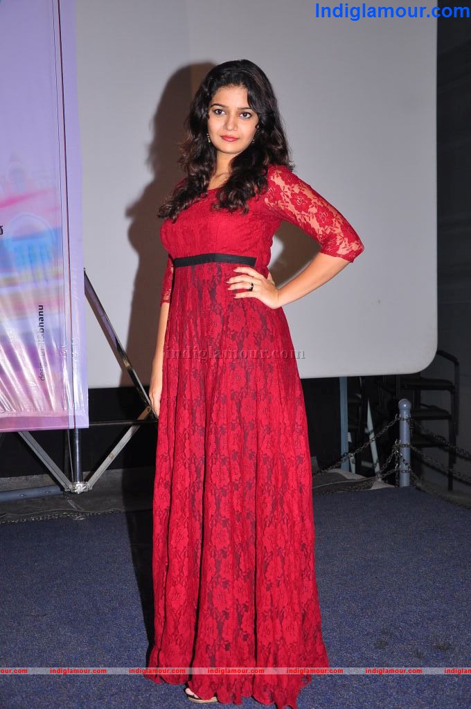 Swathy Actress hd photo