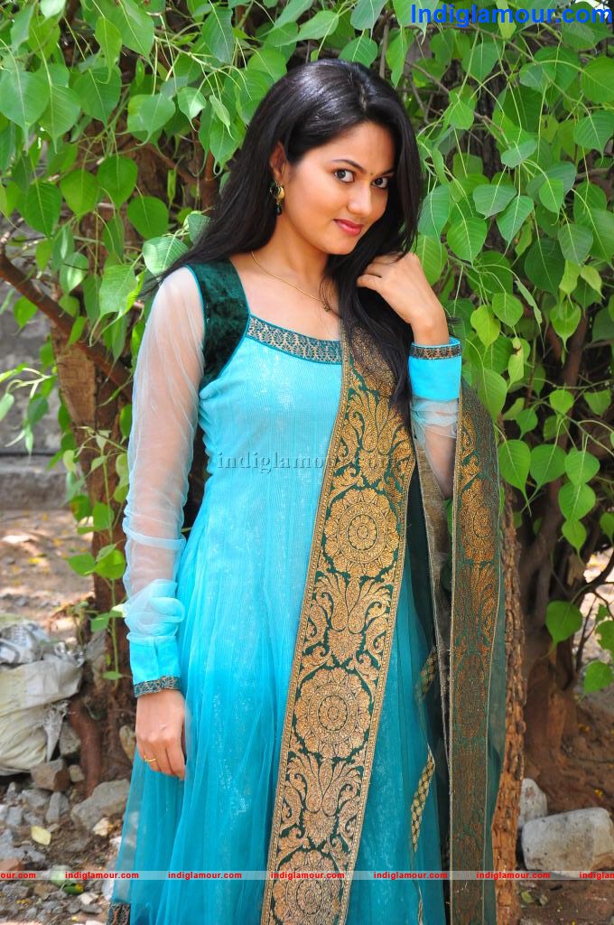 Suhasini Actress Actress hd photo