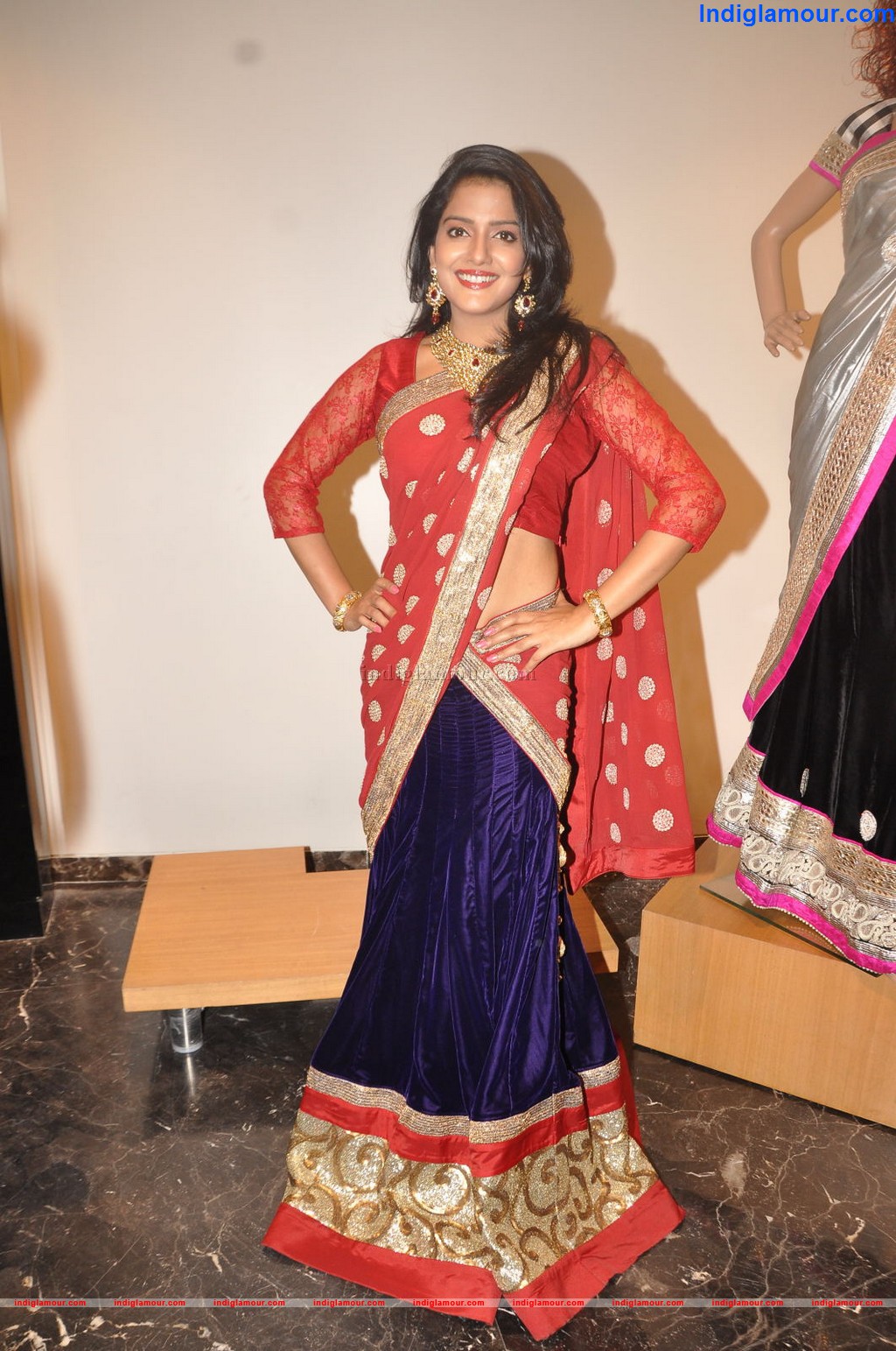 Visakha Sing Actress hd photo
