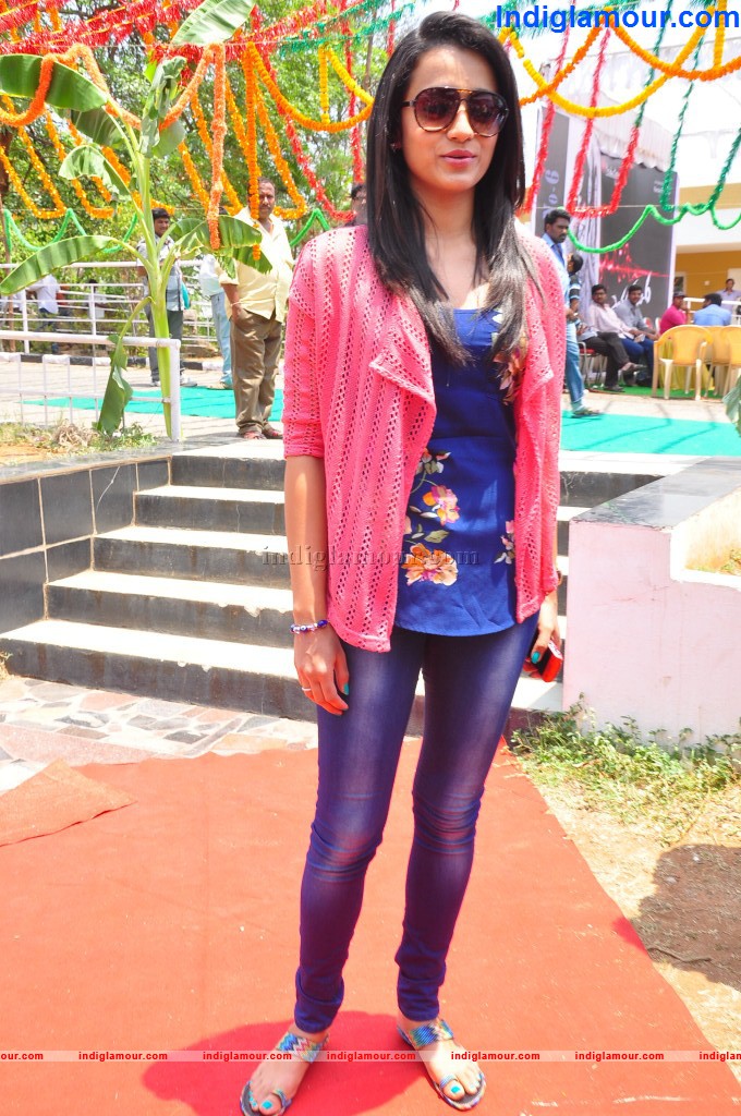 Trisha Actress hd photo