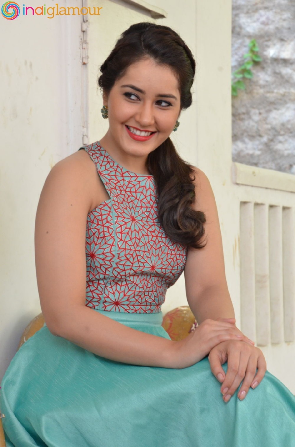 Rashi Khanna Actress hd photo