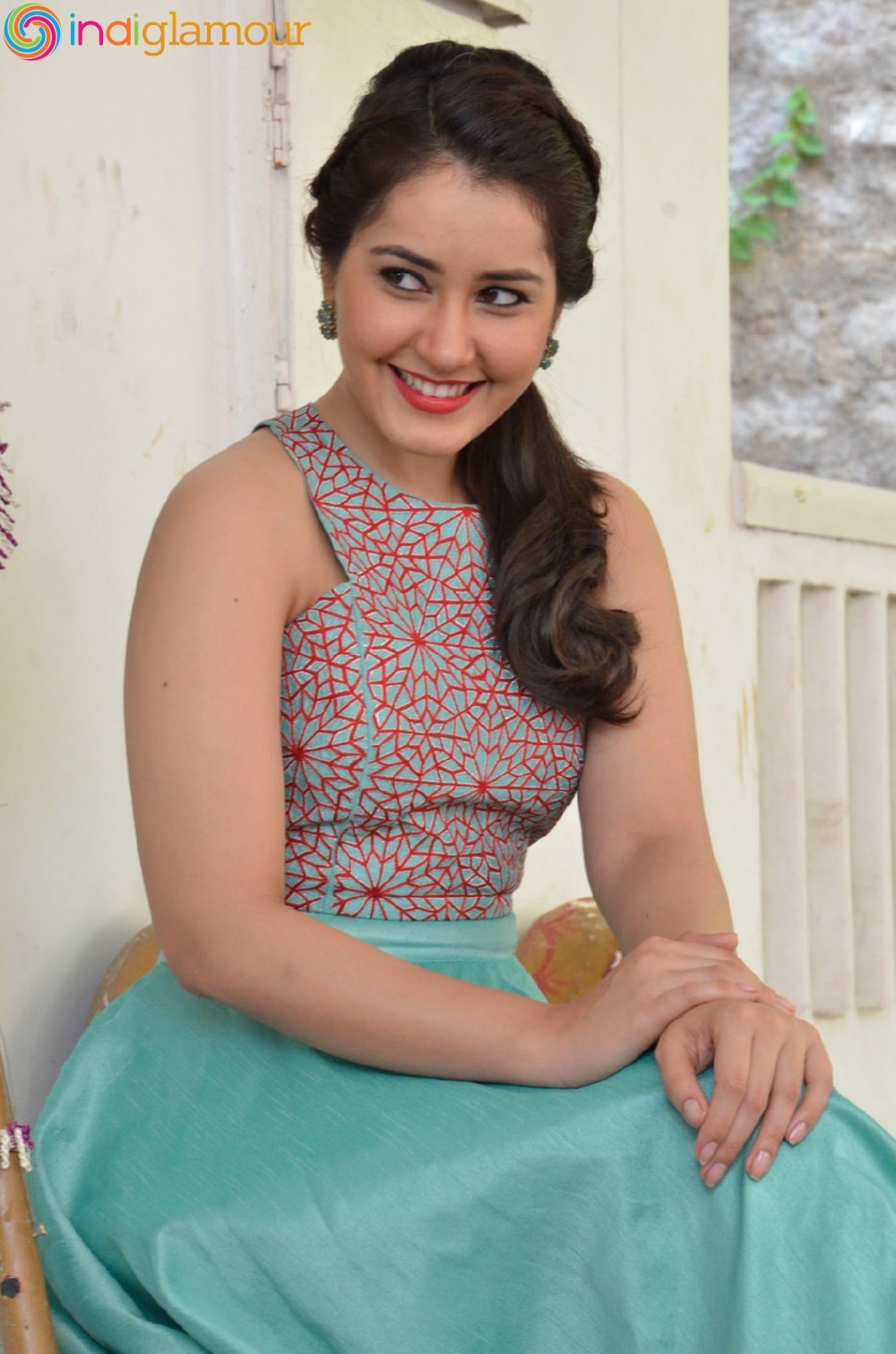 Rashi Khanna Actress hd photo