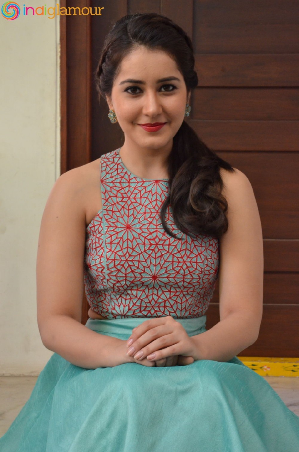 Rashi Khanna Actress hd photo