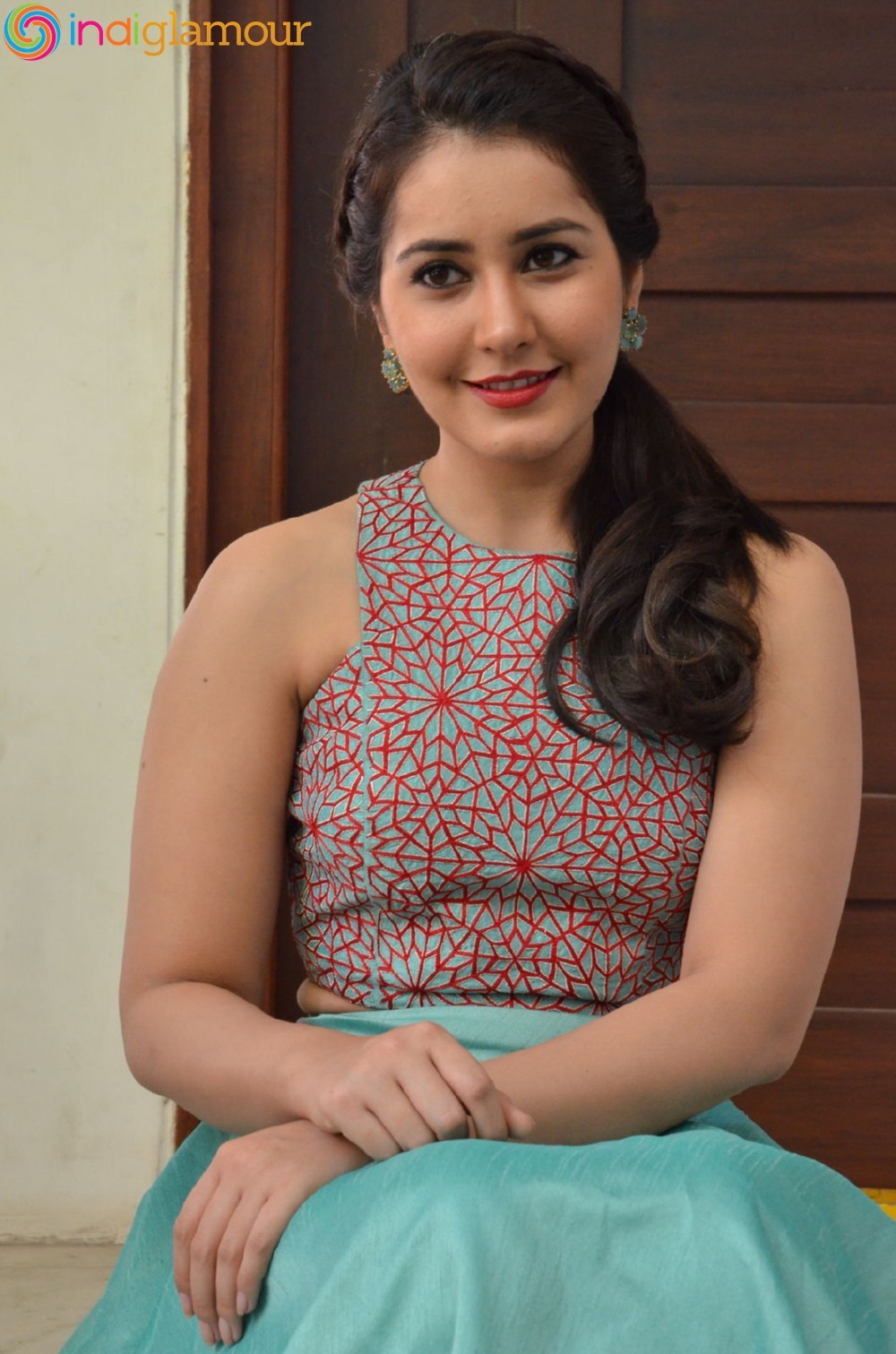 Rashi Khanna Actress hd photo