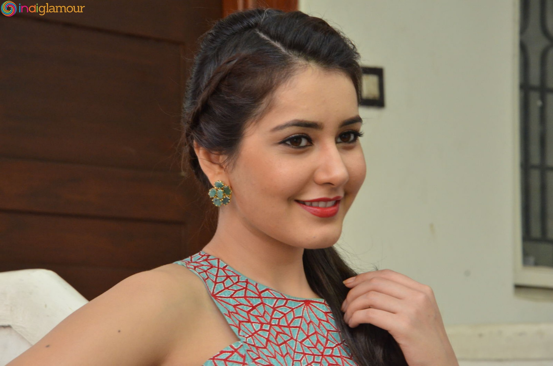 Rashi Khanna Actress hd photo