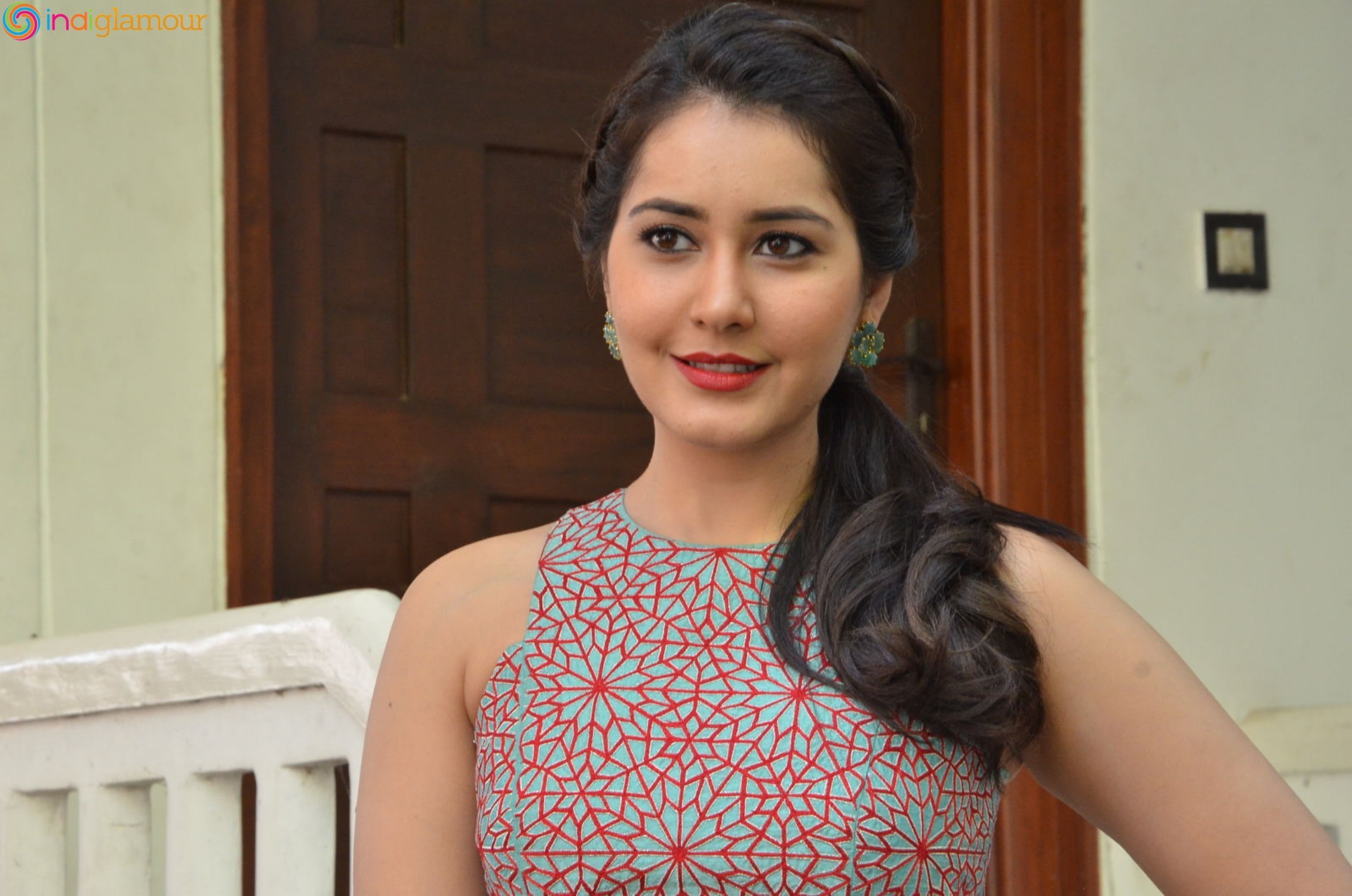 Rashi Khanna Actress hd photo