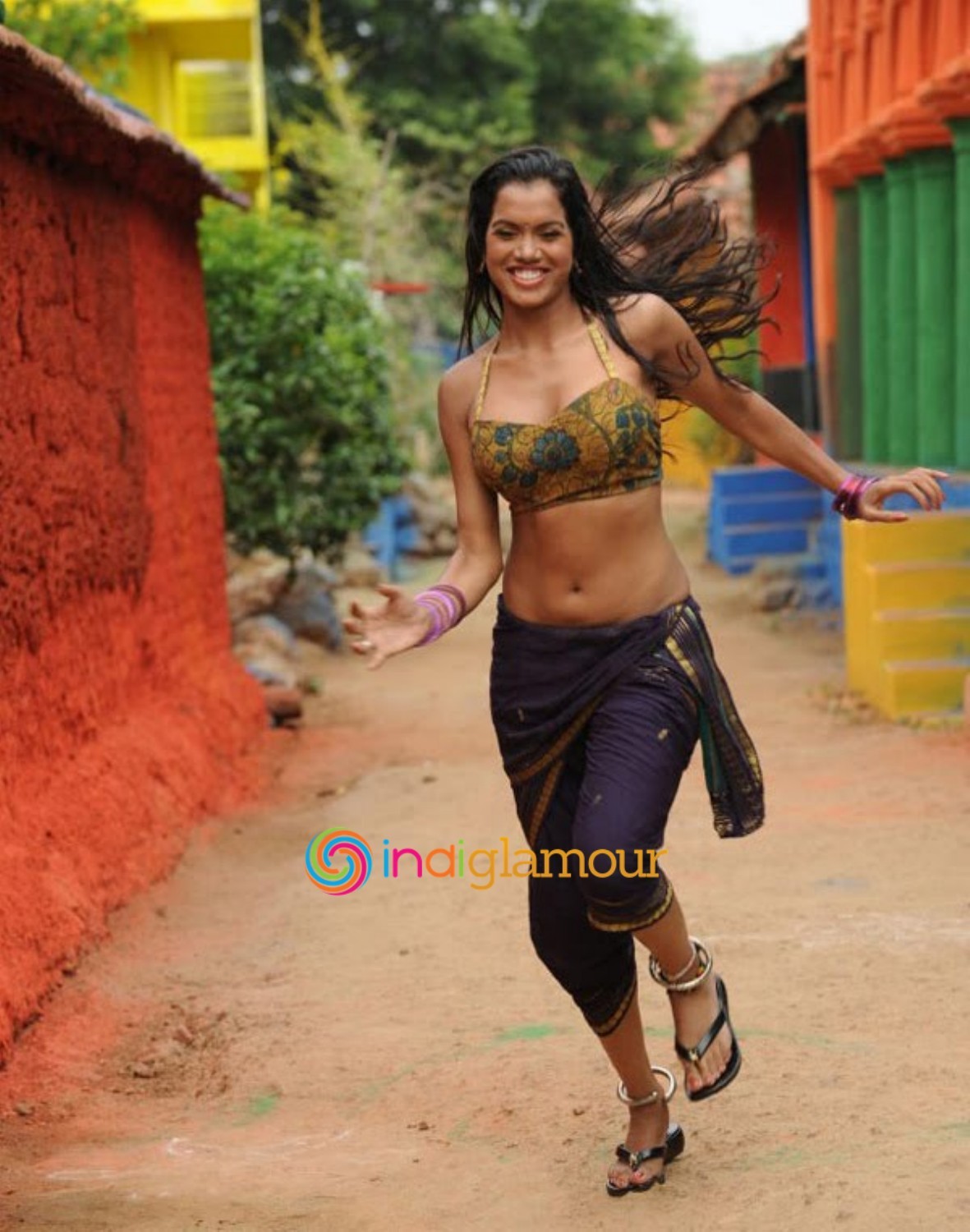 Pooja Actress hd photo