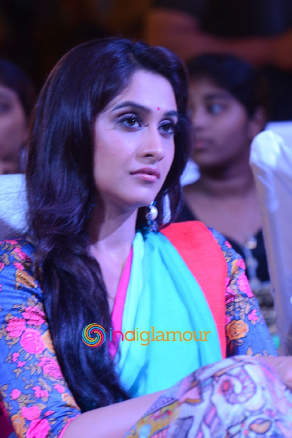 Regina Cassandra Actress hd photo
