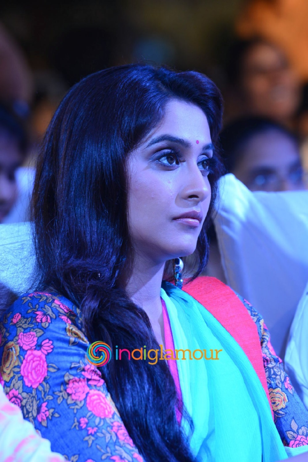 Regina Cassandra Actress hd photo