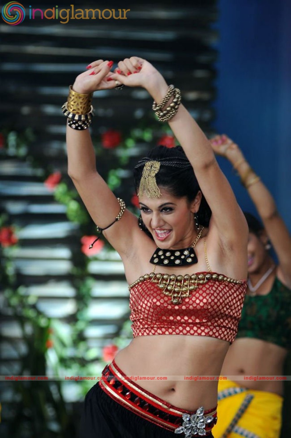 Taapsee Pannu Actress hd photo