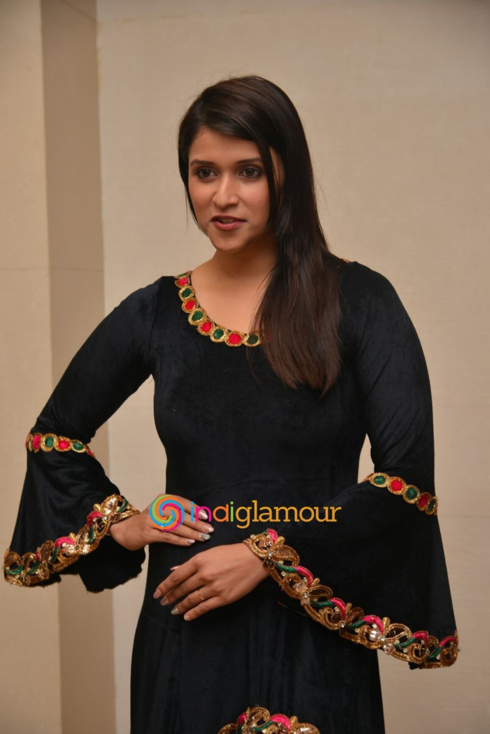 Mannara Chopra Actress hd photo