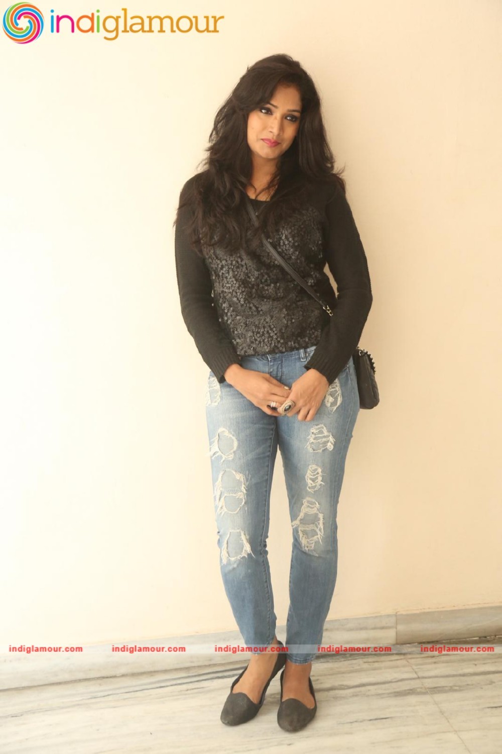 Ramya Actress hd photo