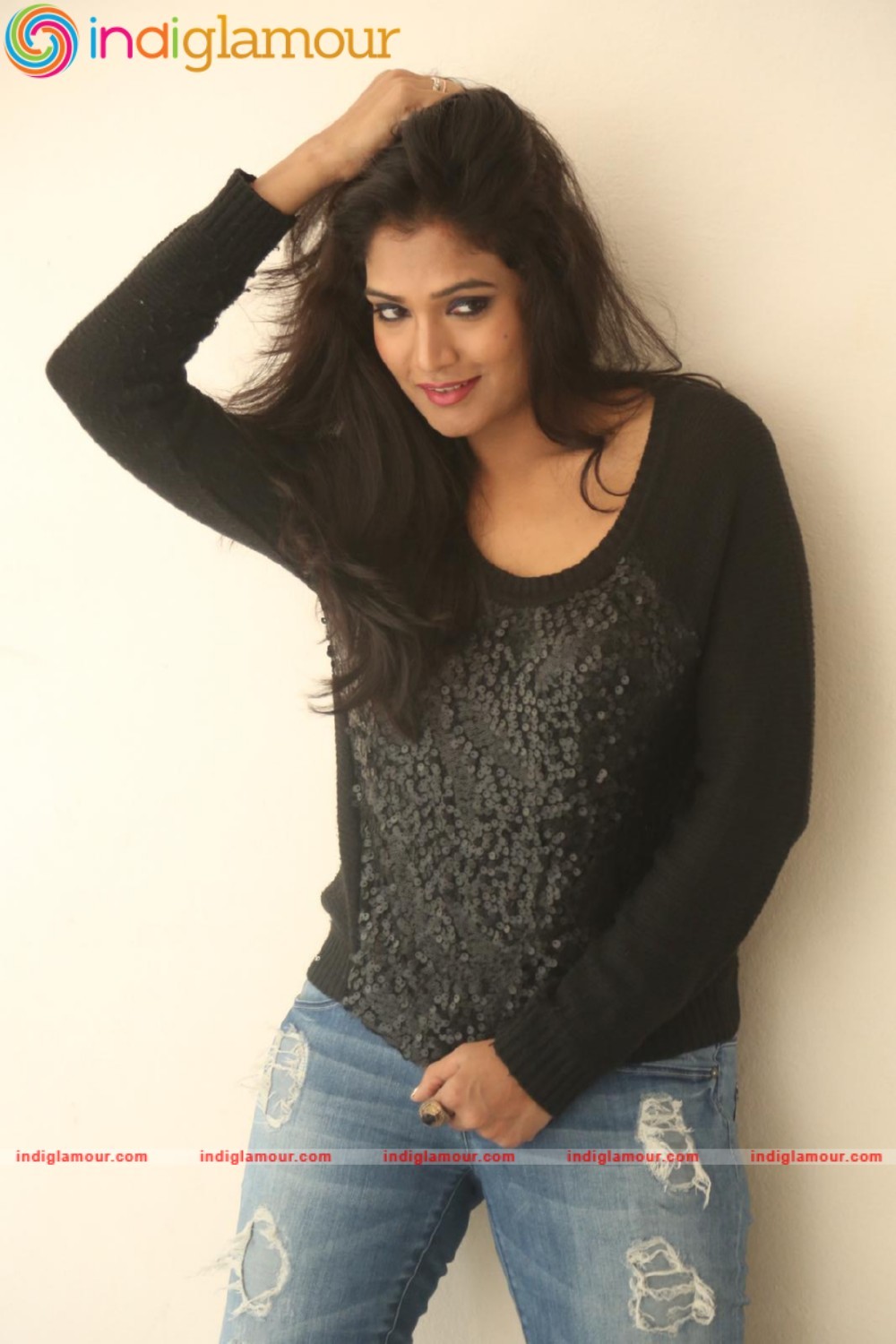 Ramya Actress hd photo