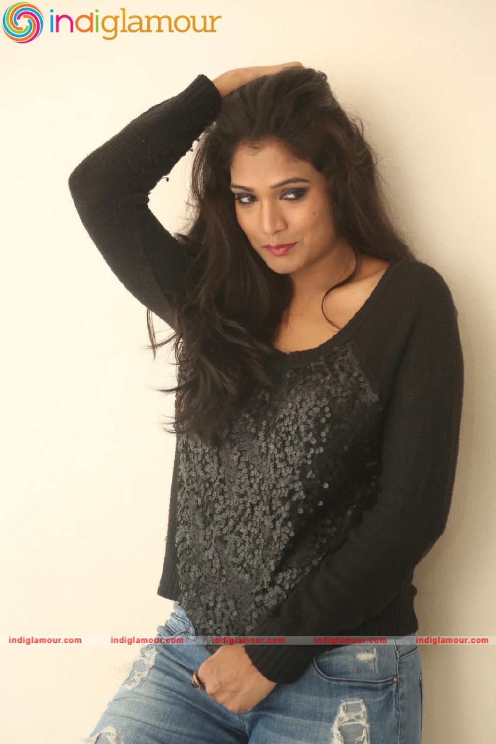 Ramya Actress hd photo