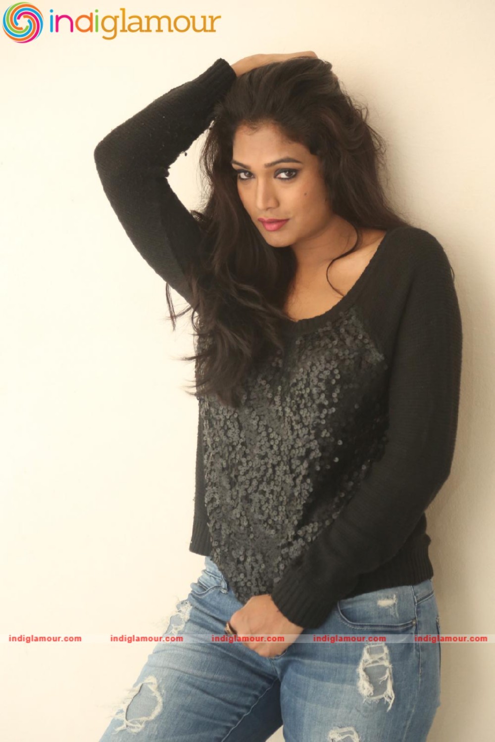 Ramya Actress hd photo