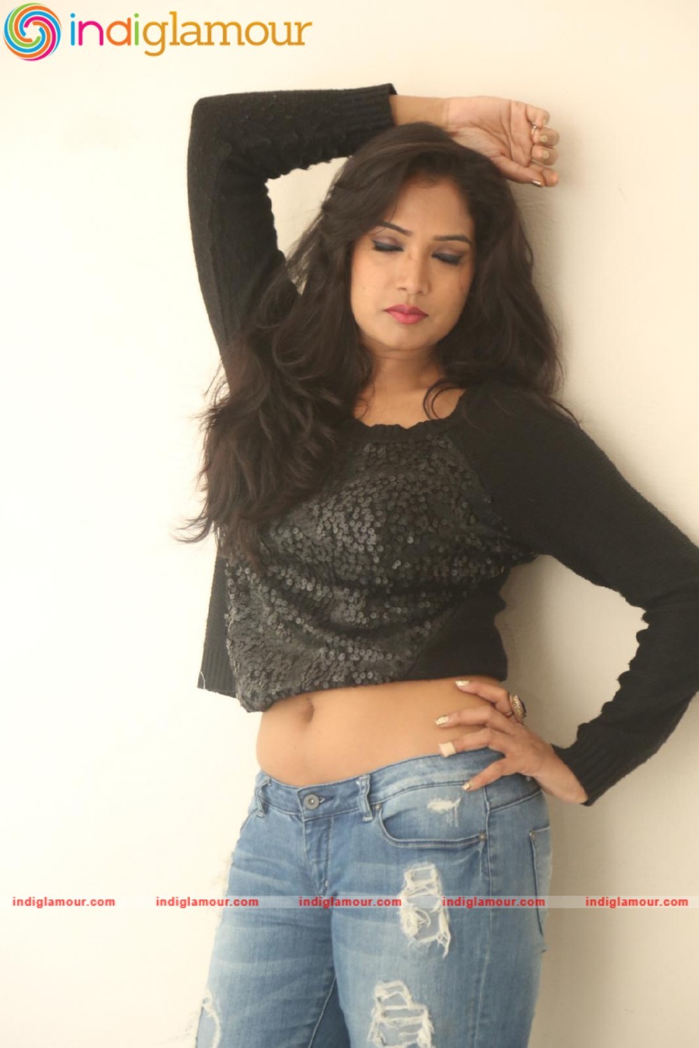 Ramya Actress hd photo
