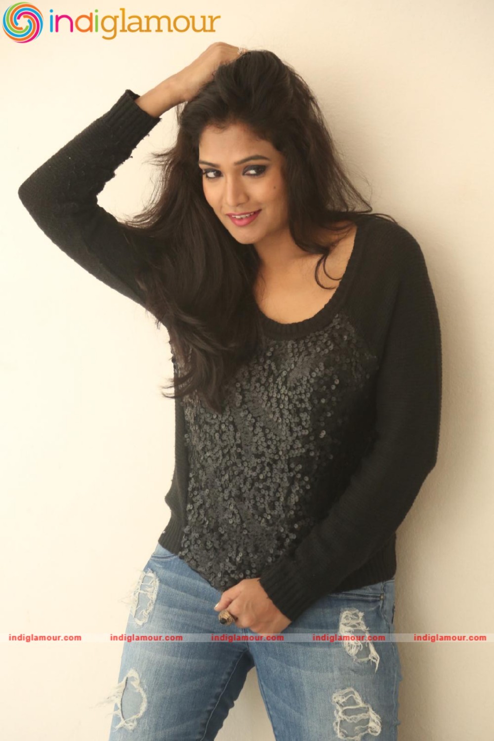 Ramya Actress hd photo
