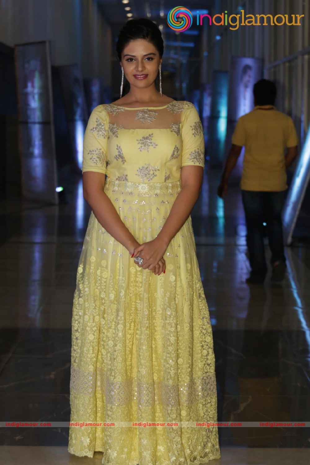 Srimukhi Actress hd photo