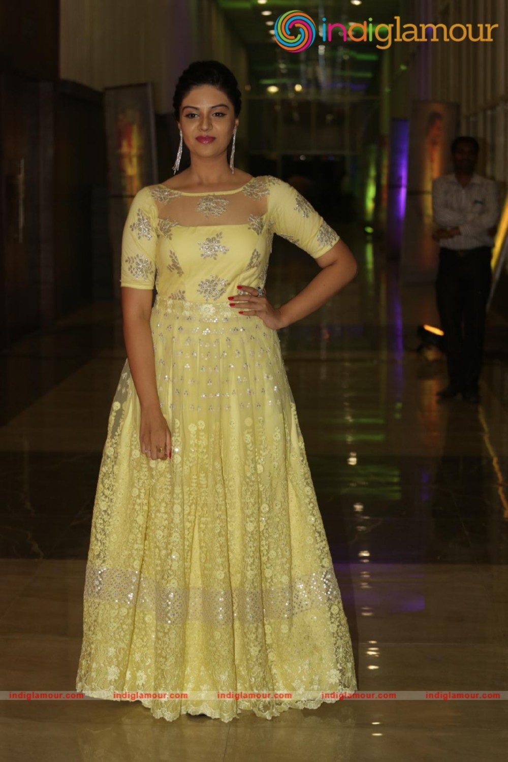 Srimukhi Actress hd photo