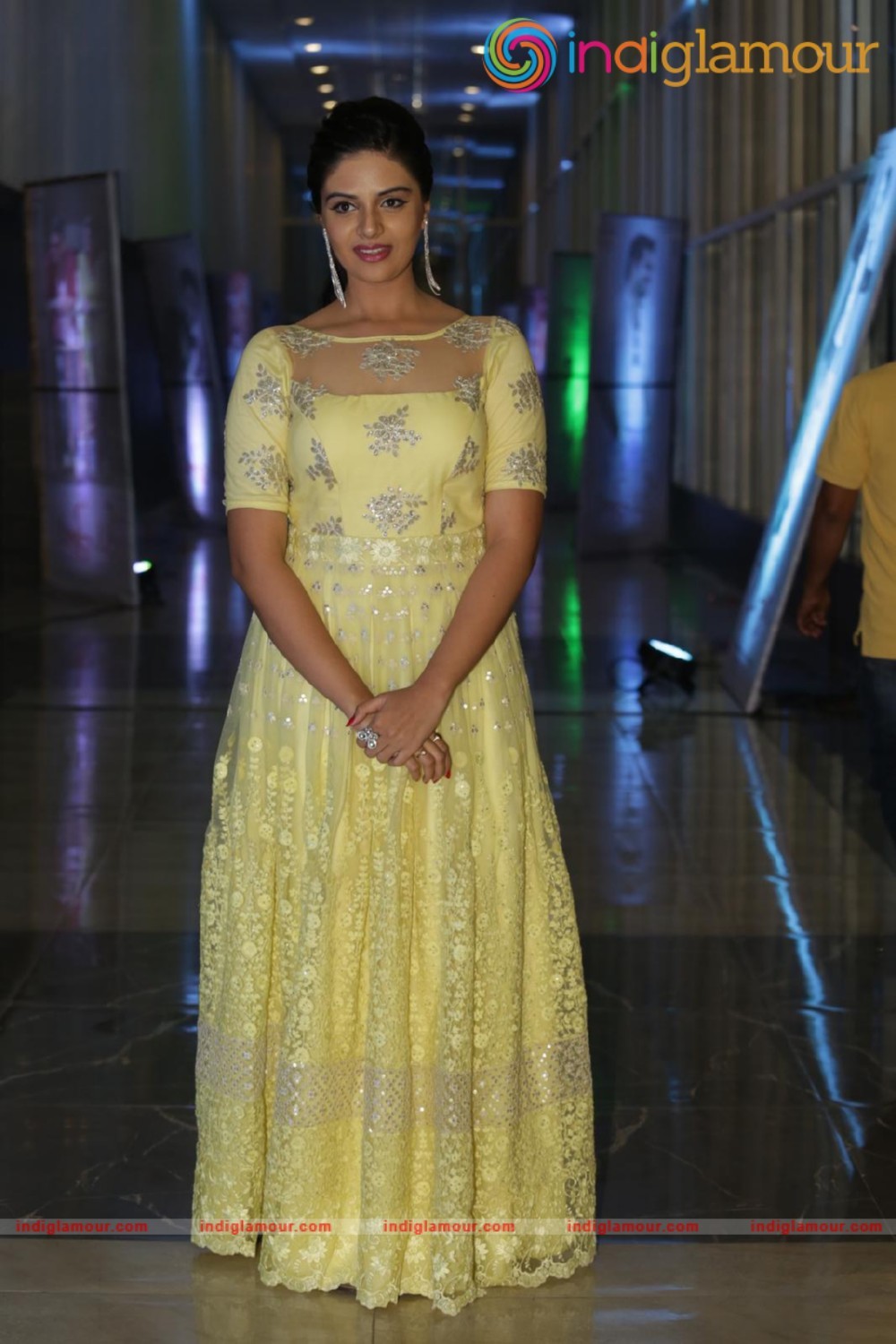 Srimukhi Actress hd photo