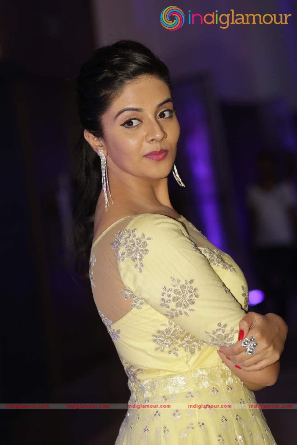 Srimukhi Actress hd photo