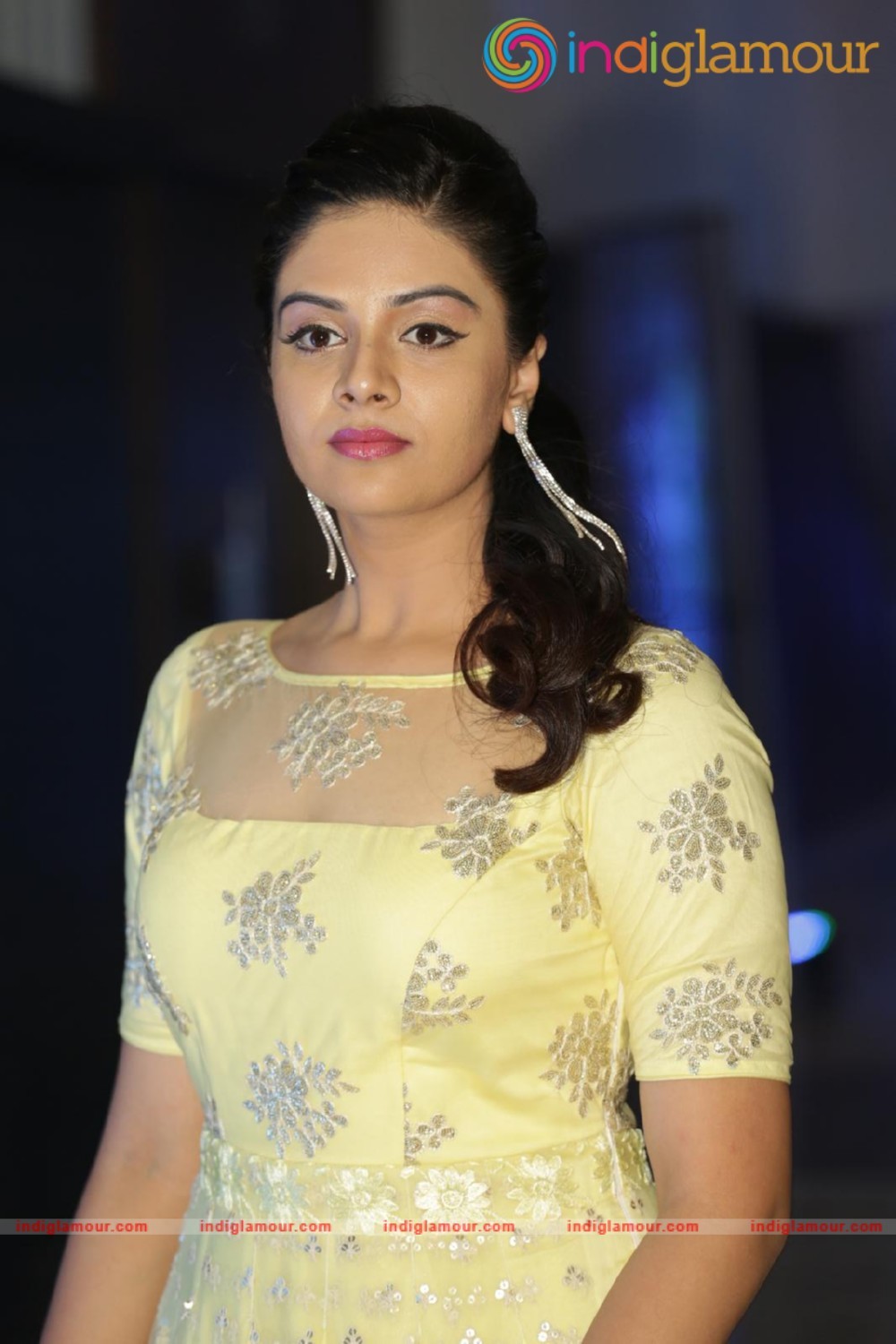 Srimukhi Actress hd photo