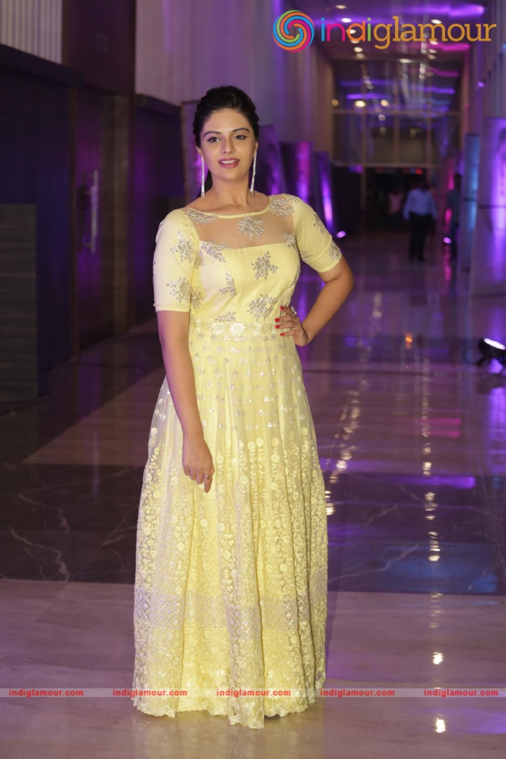 Srimukhi Actress hd photo