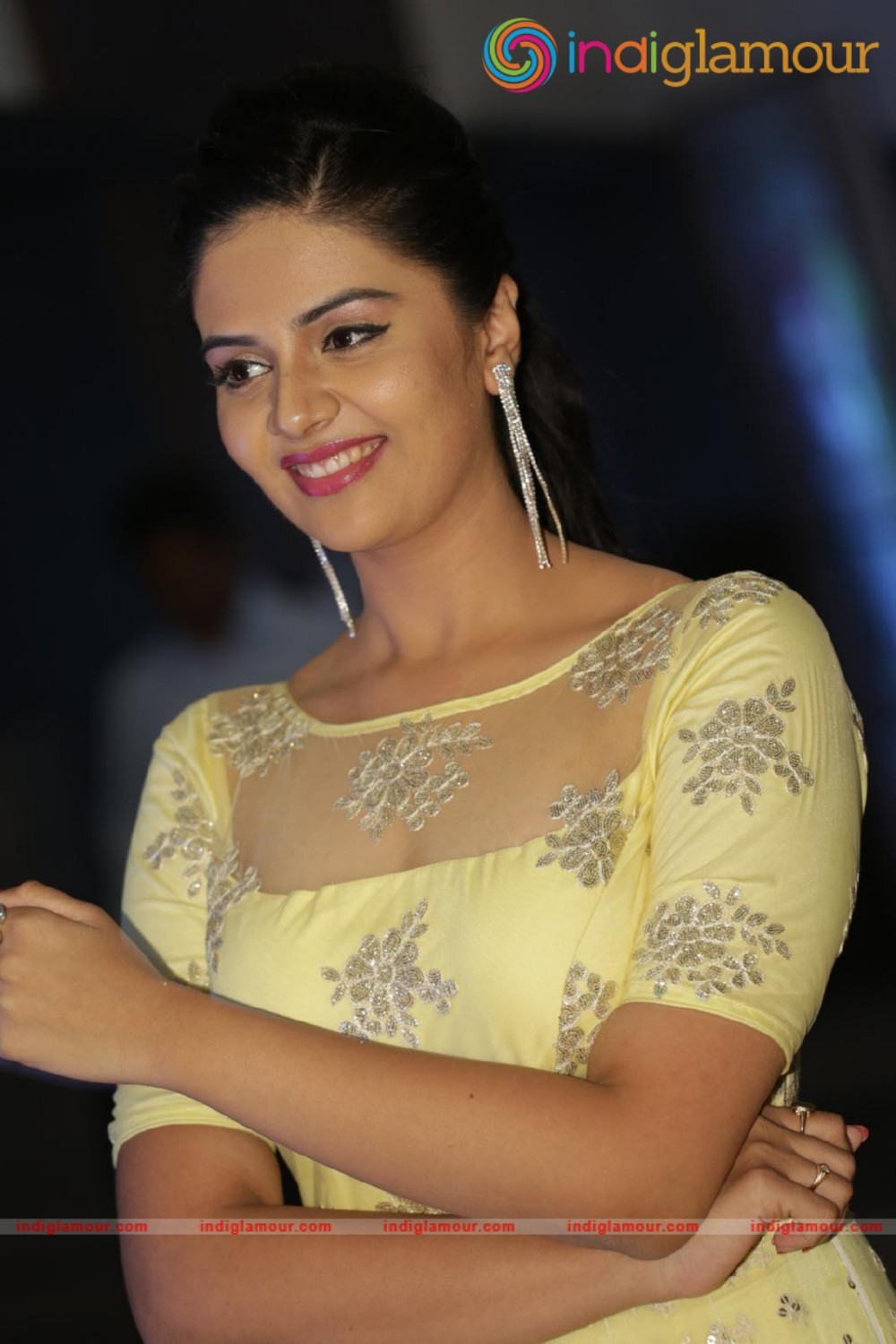 Srimukhi Actress hd photo