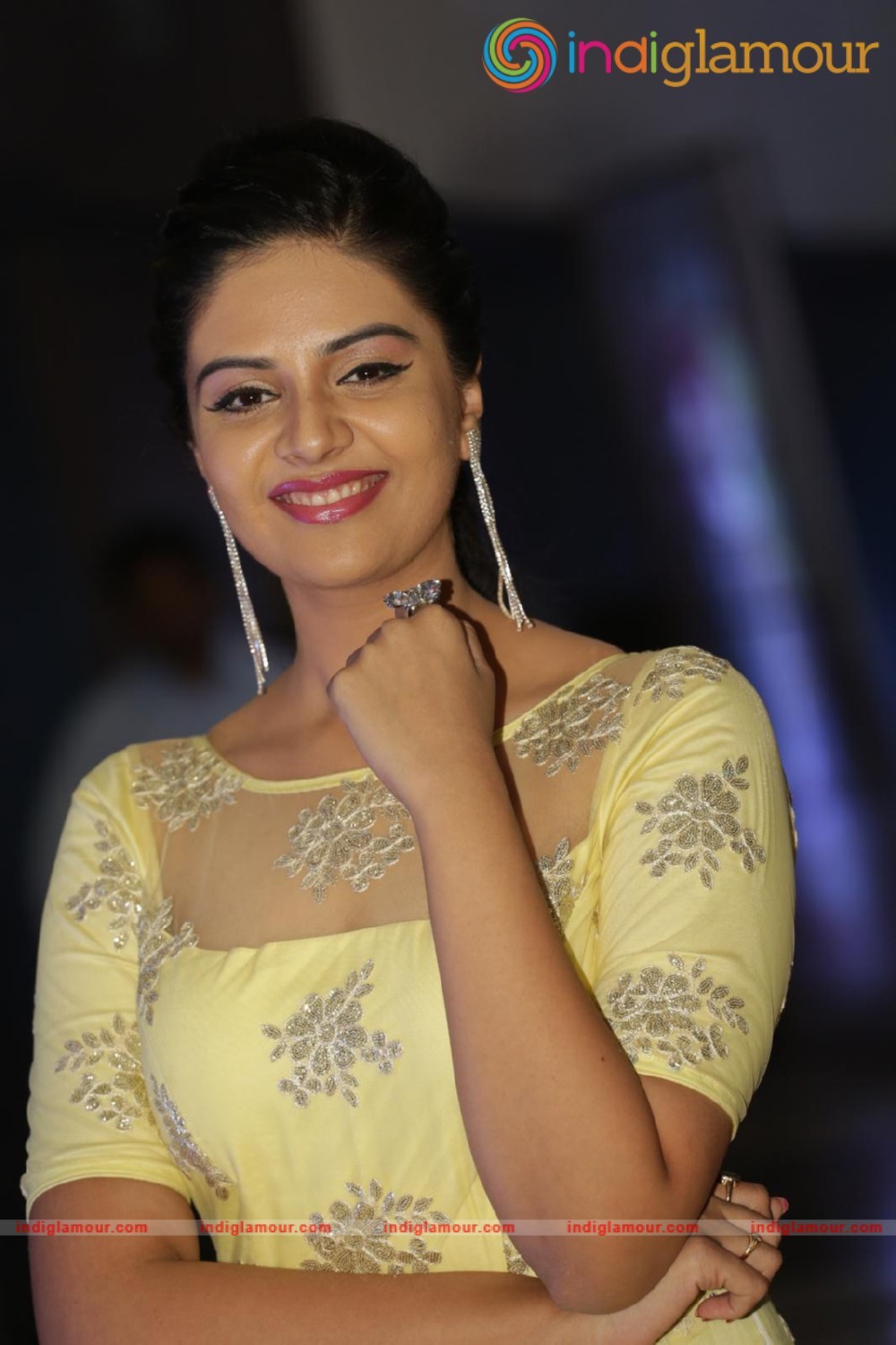 Srimukhi Actress hd photo