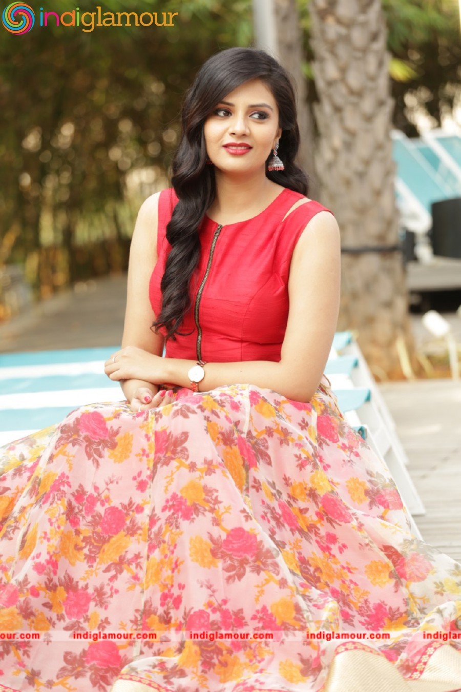 Sreemukhi Actress hd photo