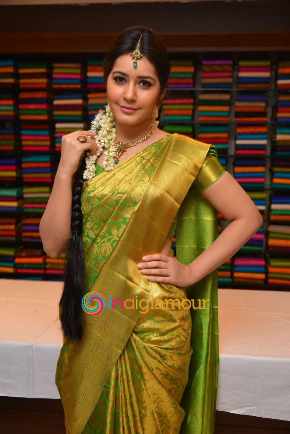 Rashi Khanna Actress hd photo