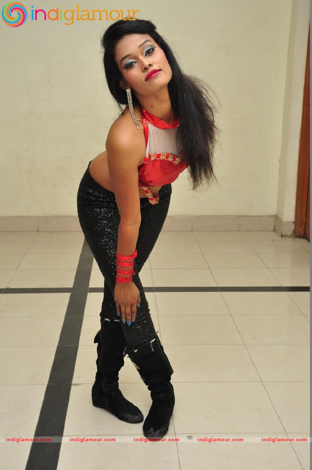 Nisha Actress hd photo