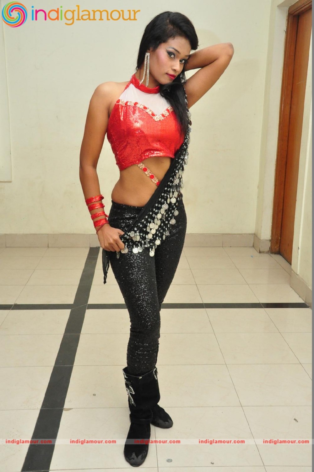 Nisha Actress hd photo